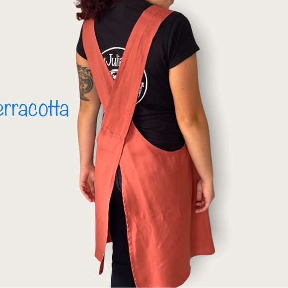 Cross Over Linen Aprons (OS) 100% linen - Picture 11 of 11
